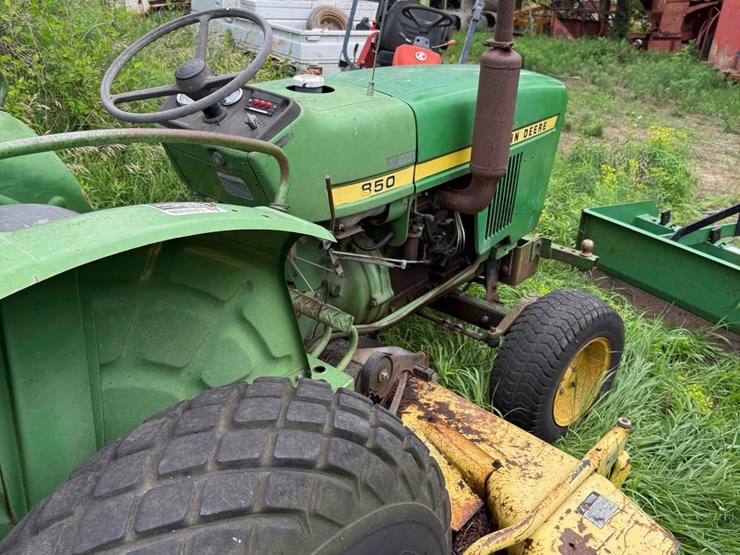 john-deere-850-image-38