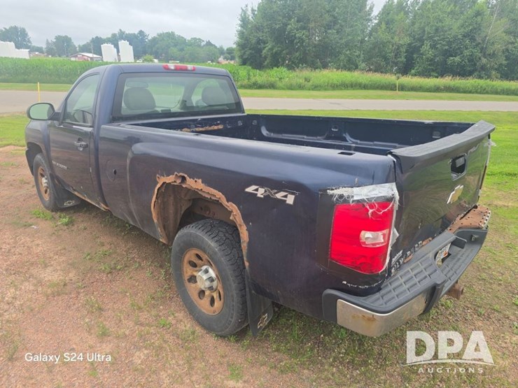 2009-chevrolet-silverado-1500-image-4