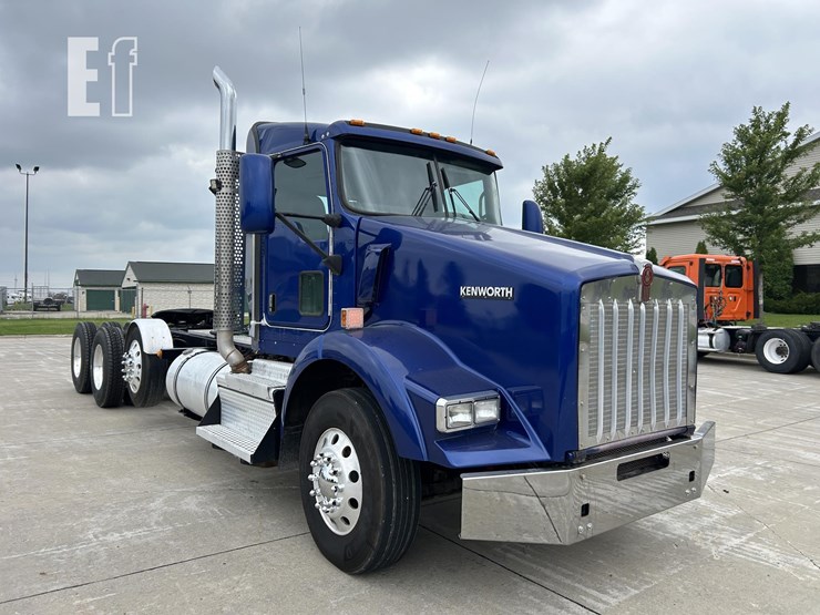 2019-kenworth-t800-image-7