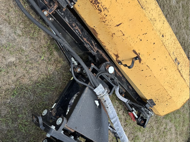 john-deere-4052r-image-12