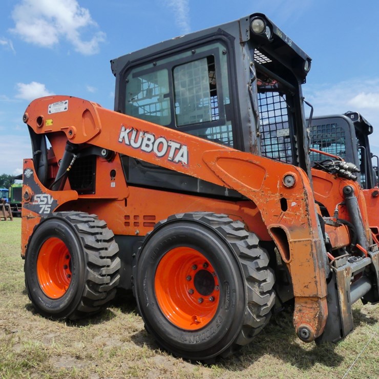 KUBOTA SSV75