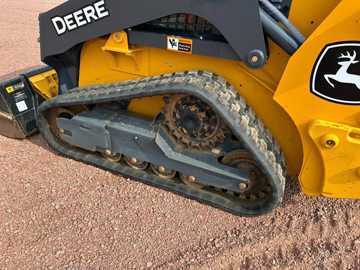 2023-deere-317g-image-7
