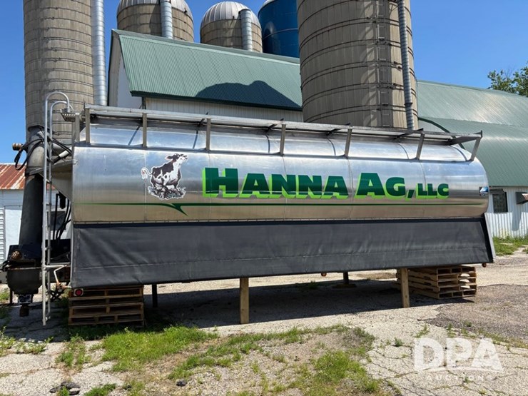 2013-warren-feed-box-(dr11783)-image-4
