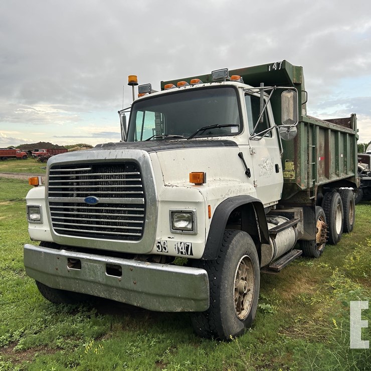 1997 FORD LT8000
