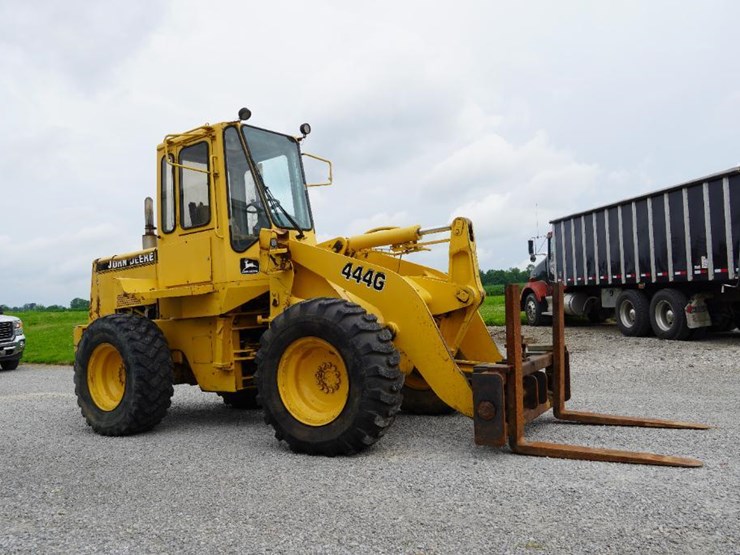 deere-444g-image-10