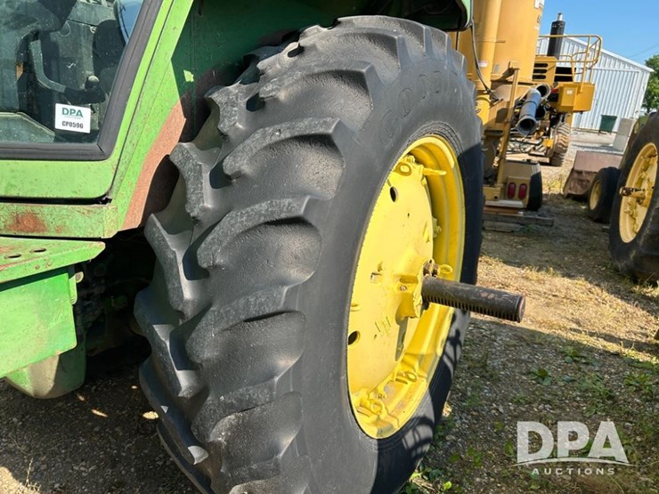 1975-john-deere-4430-image-13