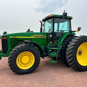 JOHN DEERE 8210