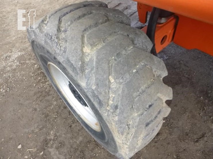 2014-jlg-460sj-image-16