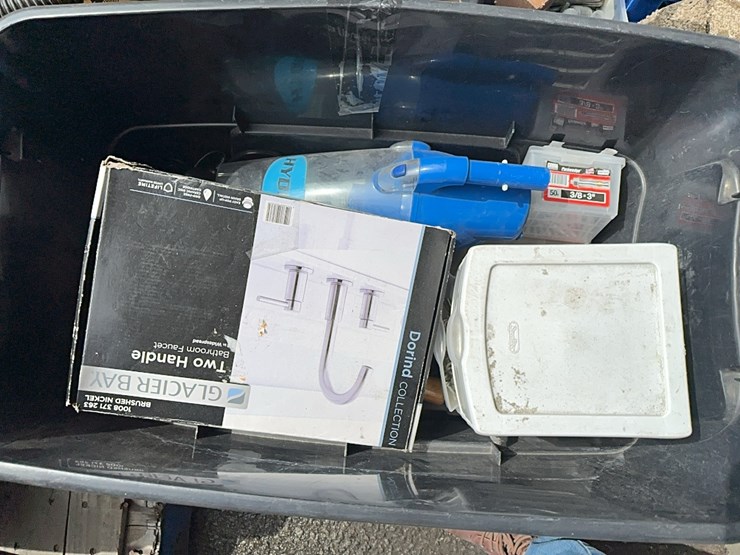 lot#-801-pallet-of-miscellaneous-items-image-3