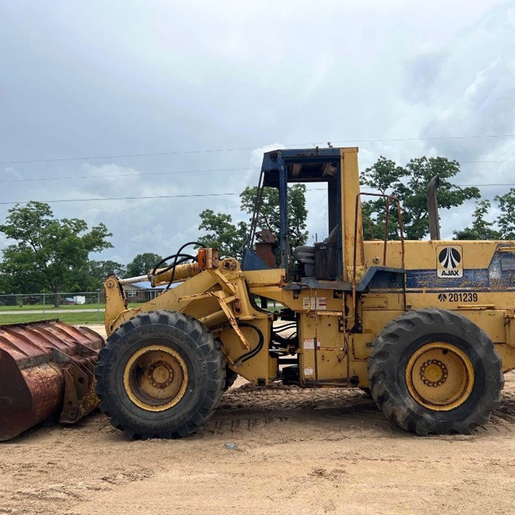 1995 KOMATSU WA320-1