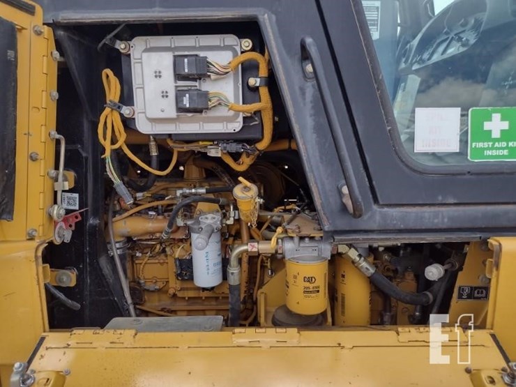 2005-caterpillar-963c-image-41