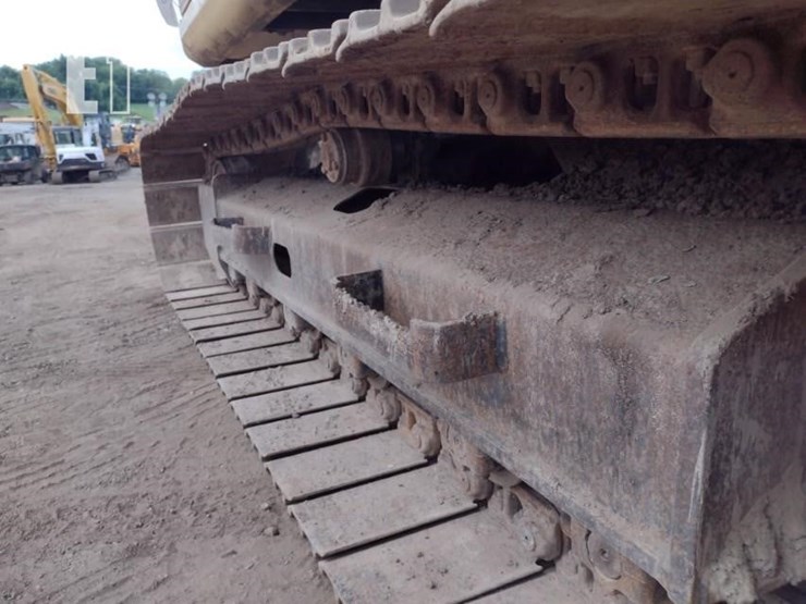 caterpillar-312-image-37