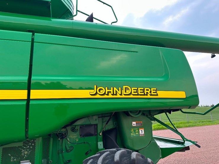 2007-john-deere-9860-sts-image-21