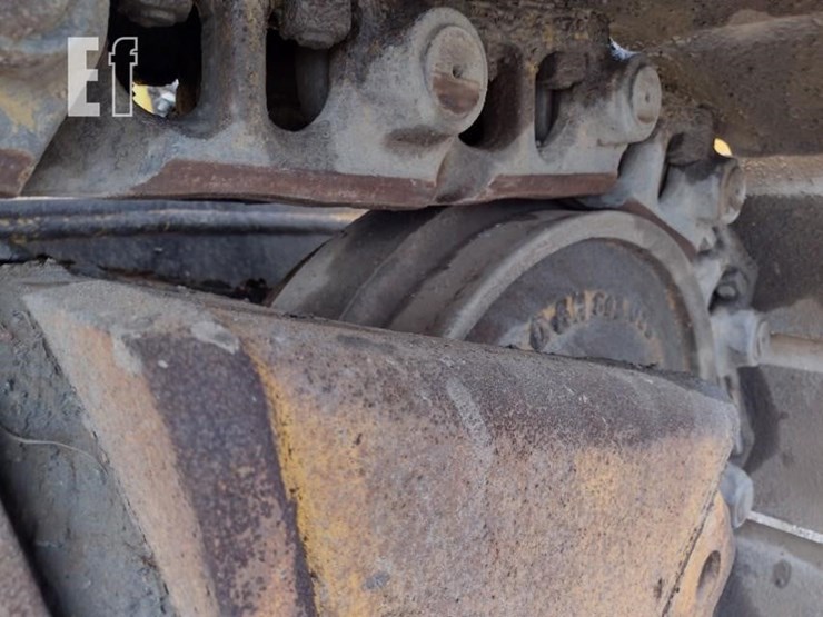 2018-caterpillar-d6t-lgp-image-40