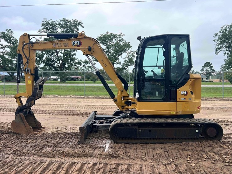 2022-caterpillar-305cr-image-1
