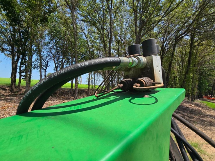 john-deere-946-image-33