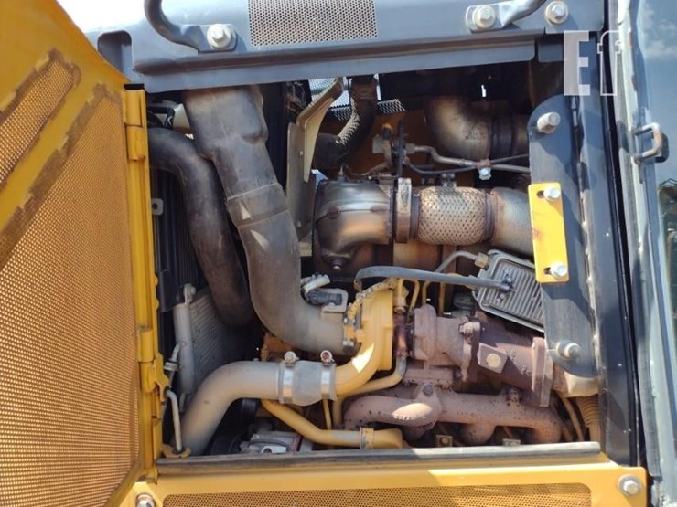 deere-650k-lgp-image-44