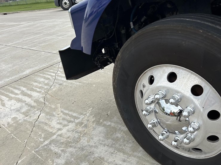 2019-kenworth-t800-image-11
