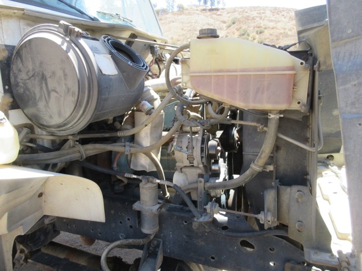 2000-international-4800-image-6