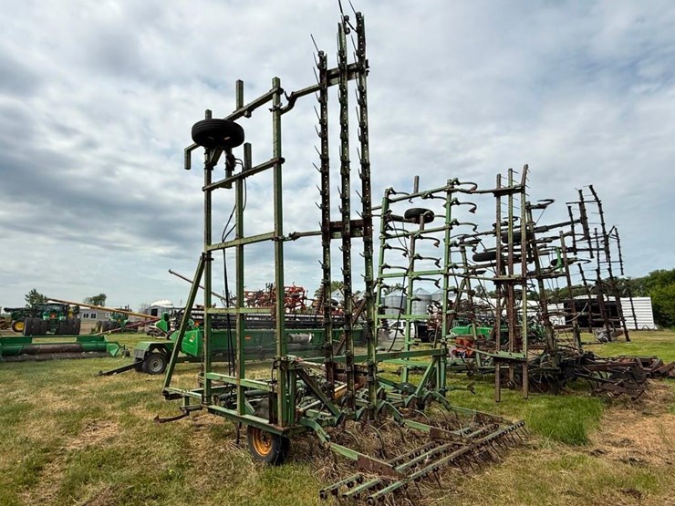 john-deere-1000-image-3
