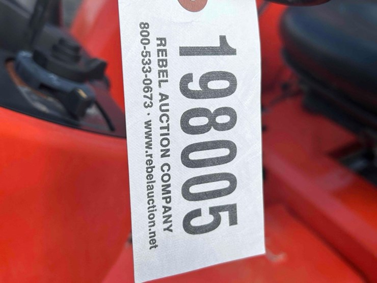 2015-kubota-m5660su-image-26