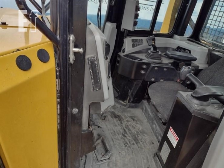 2018-caterpillar-d6t-lgp-image-16
