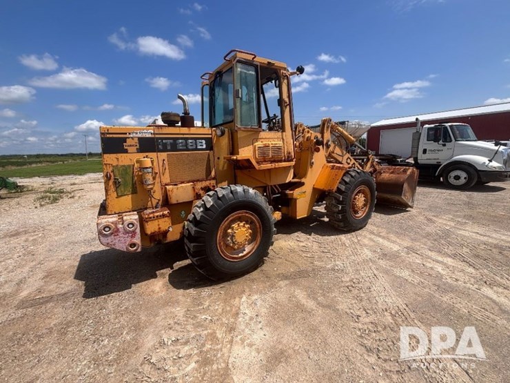 1989-caterpillar-it28b-image-4