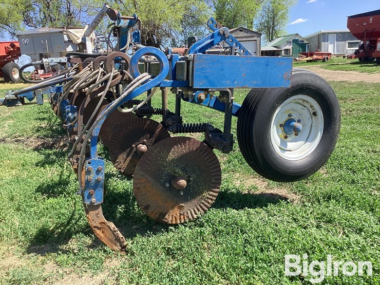 9-shank-folding-anhydrous-applicator-image-17