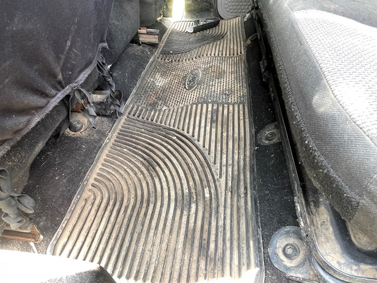2004-ford-f350-image-92