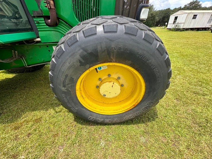 2004-john-deere-6220-image-17