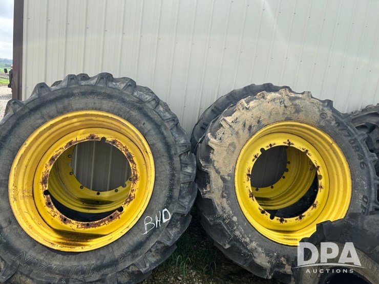2017-john-deere-r4045-image-25