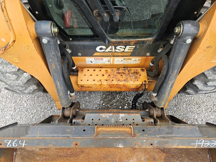 2016-case-sr210-image-5