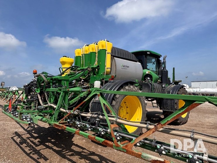 2017-john-deere-r4045-image-7