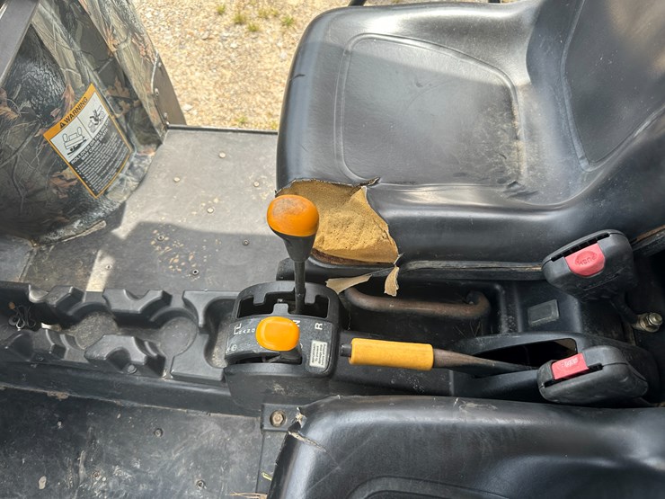 john-deere-gator-image-39