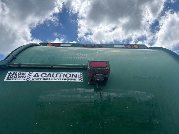 2014-mack-leu613-image-9