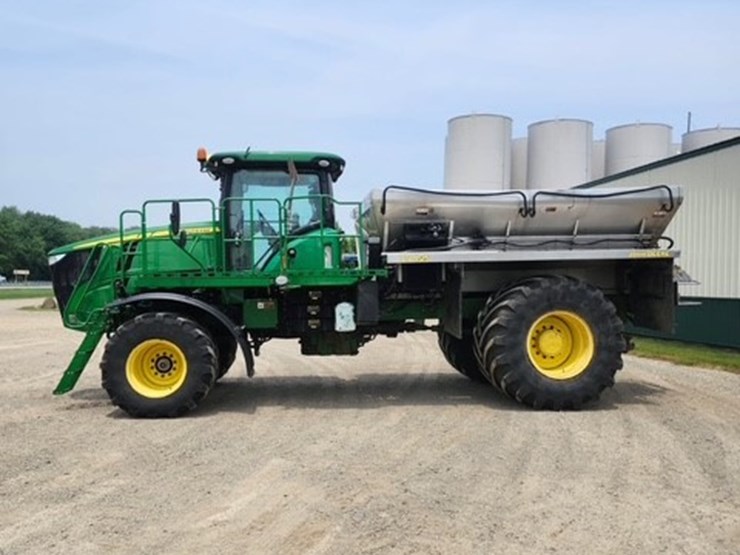 2018-john-deere-f4365-image-2