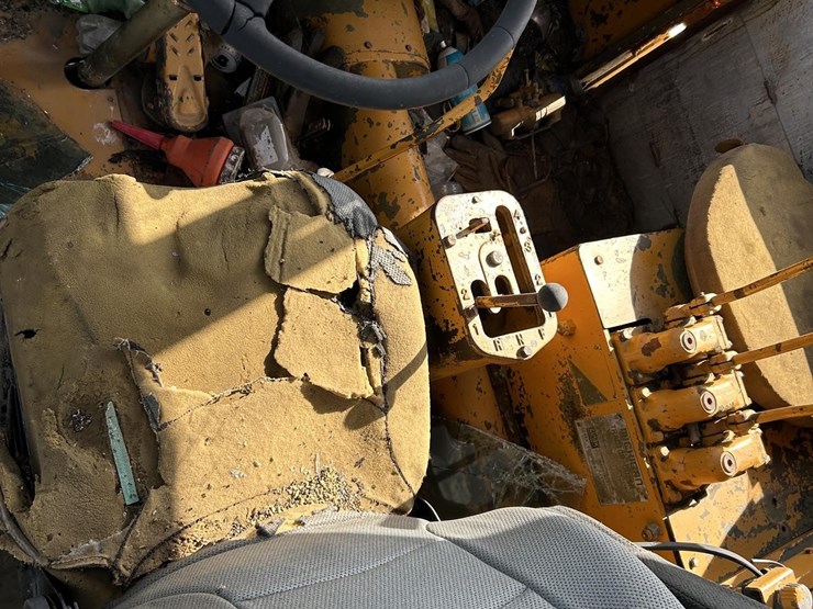 cummins-855-image-29