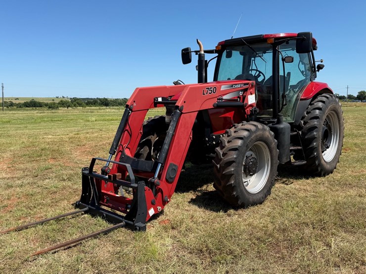 case-ih-mxu115-image-1