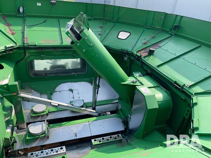 2016-john-deere-s690-image-114