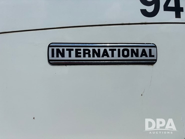 2001-international-9100-image-20