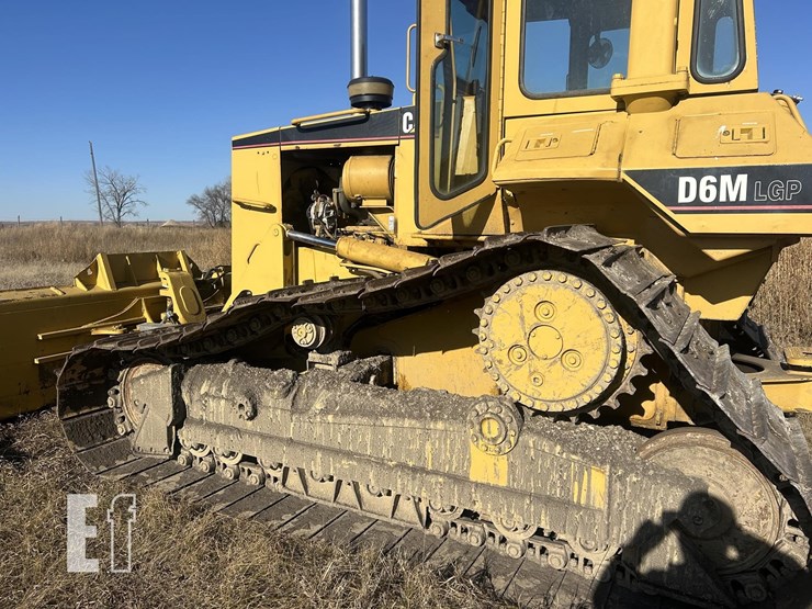 caterpillar-d6m-image-79
