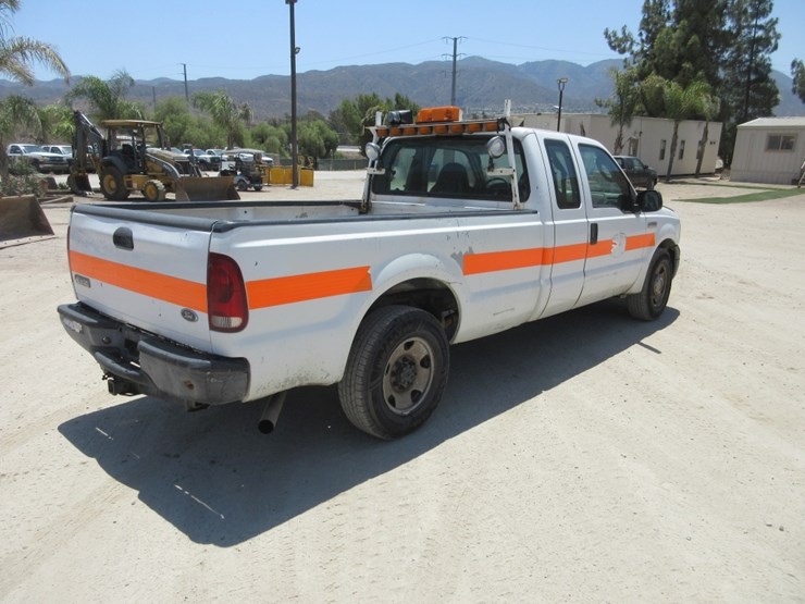 2006-ford-f250-sd-image-3
