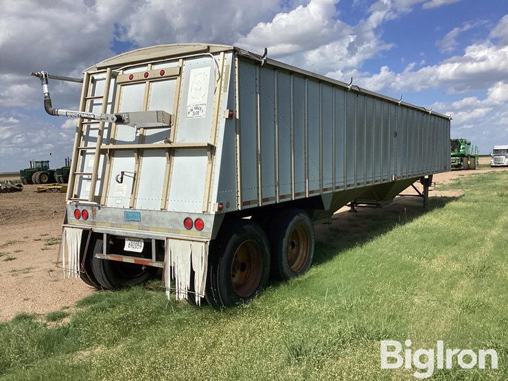 2000-merritt-grain-hopper-image-5
