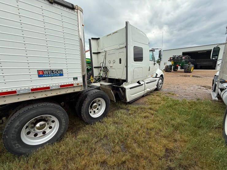 2015-international-prostar-image-6