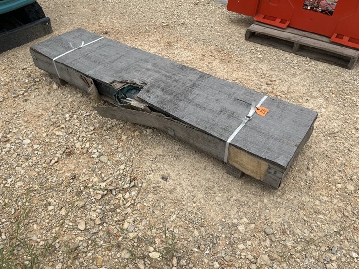 all-metal-chicken-coop-image-2