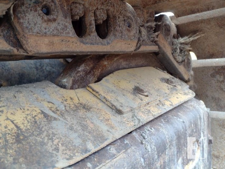 2014-caterpillar-d5k2-lgp-image-38
