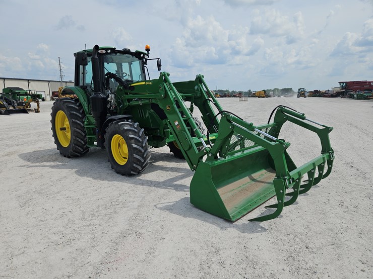 2022-john-deere-6140m-image-24