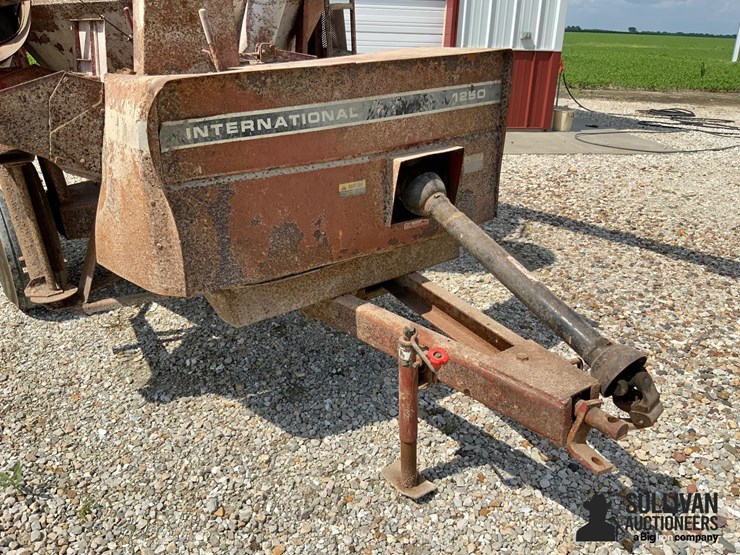 international-1250-image-10