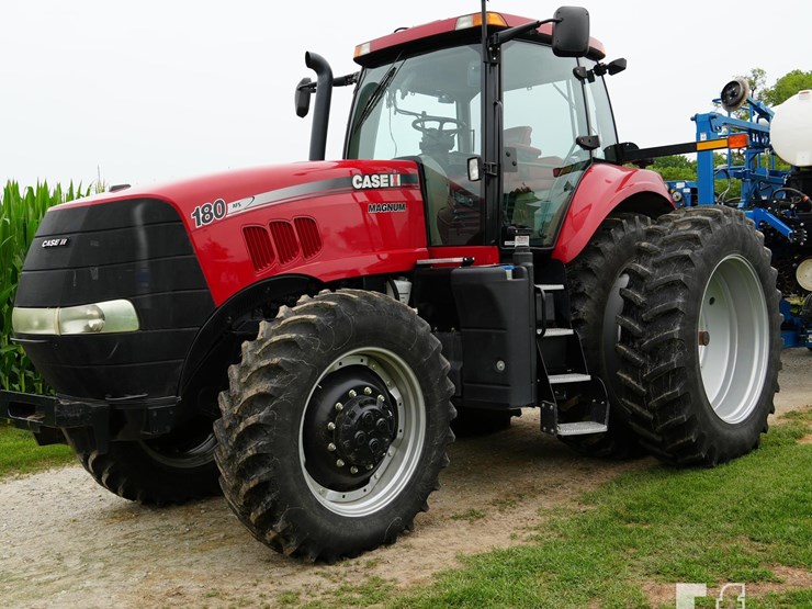 2014-case-ih-magnum-180-image-13