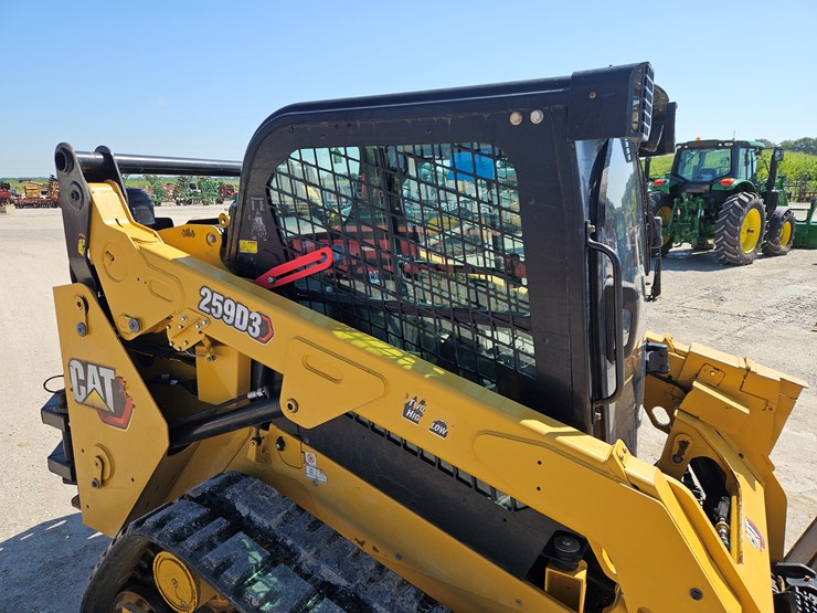 2019-caterpillar-259d3-image-23